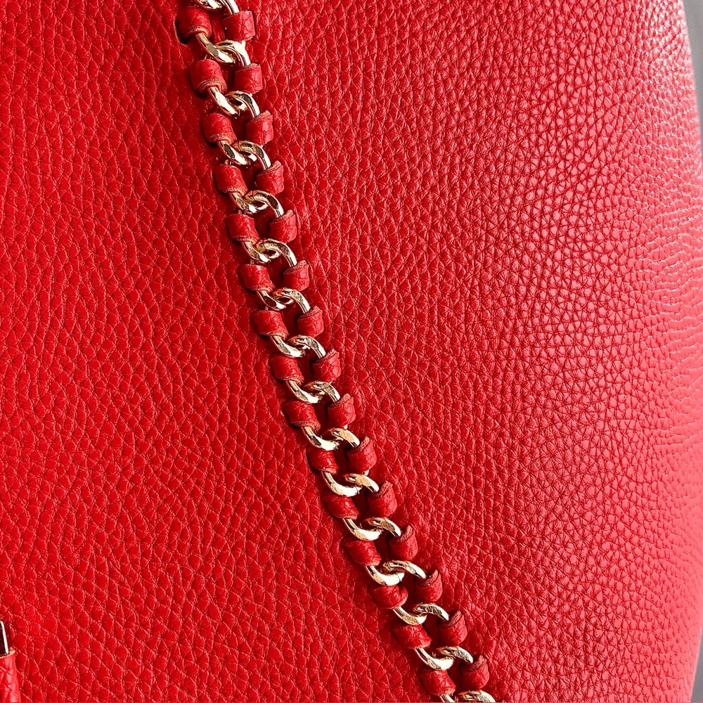 BCBG Paris Large Tote Orange and Beige Gold Chain Detail NWT - Picture 6 of 11